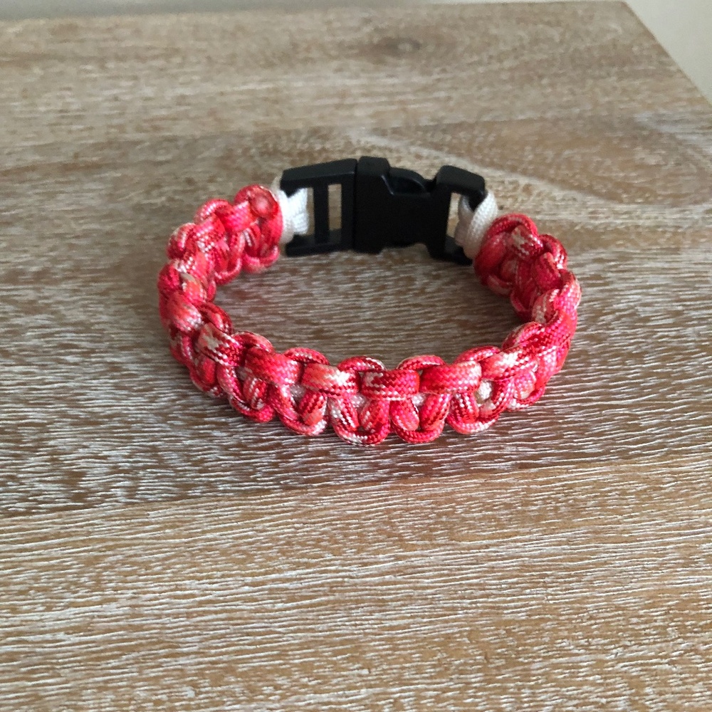 Women’s Red white black Paracord survival bracelet